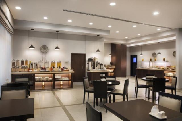 Holiday Inn Express Dubai Jumeirah