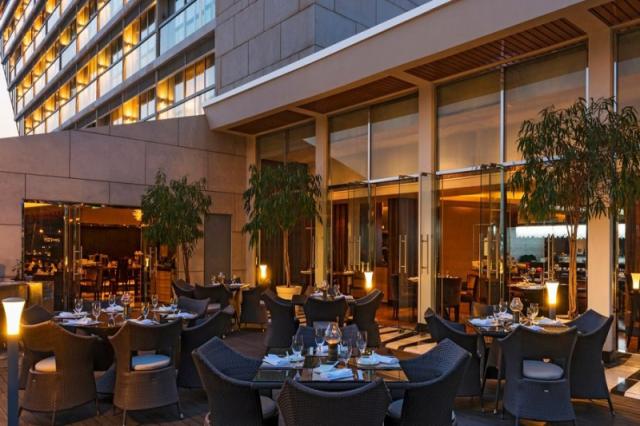 Sheraton Dubai Creek Hotel & Towers