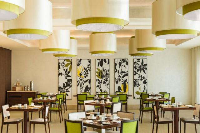 Sheraton Dubai Creek Hotel & Towers