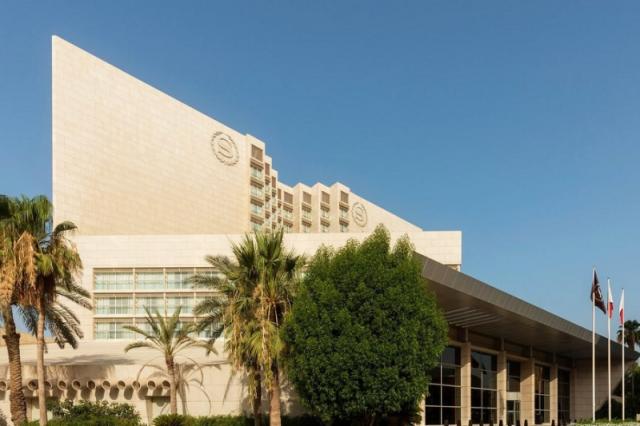 Sheraton Dubai Creek Hotel & Towers