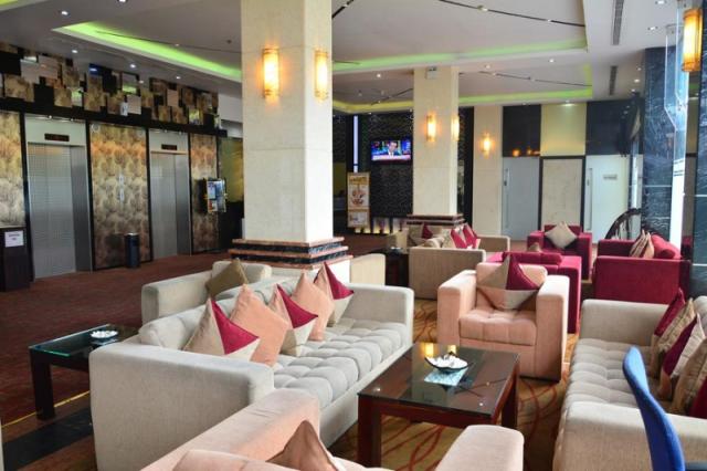 Pearl Grand