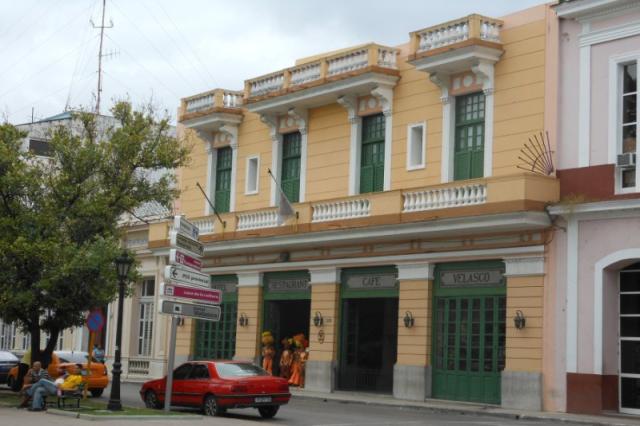 E Velasco