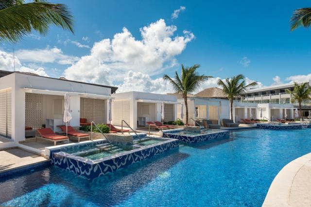 Chic By Royalton Resort