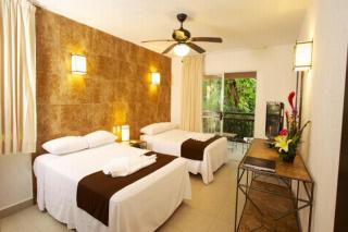 El Tukan Beach Club
