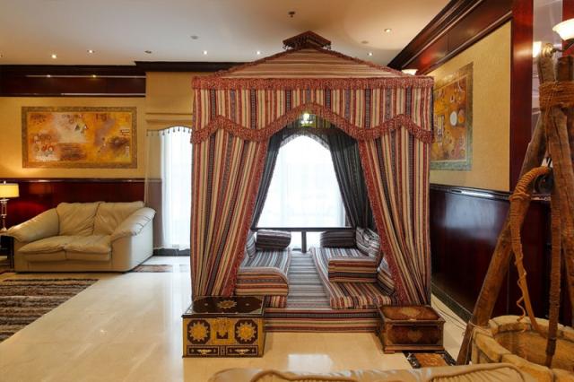 Al Bustan Tower