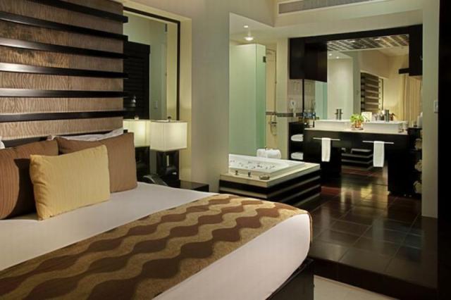 The Fives Beach Hotel & Residences