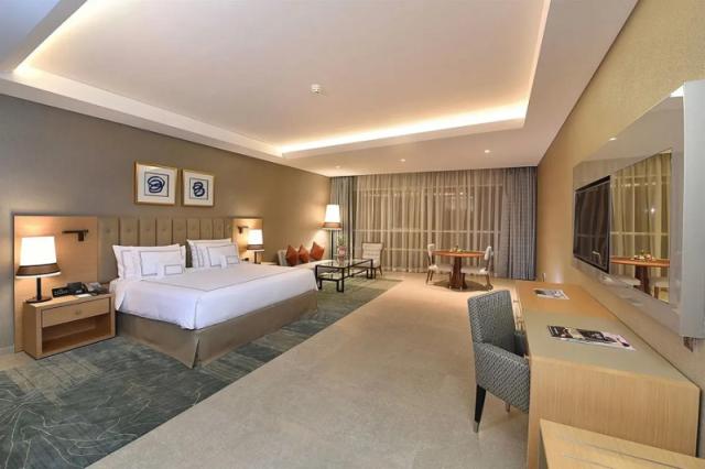 Grand Cosmopolitan