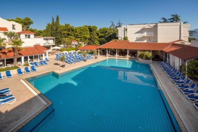 Waterman Supetrus Resort