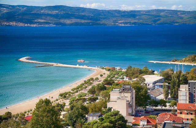 Omiš a blizke okolie kempu