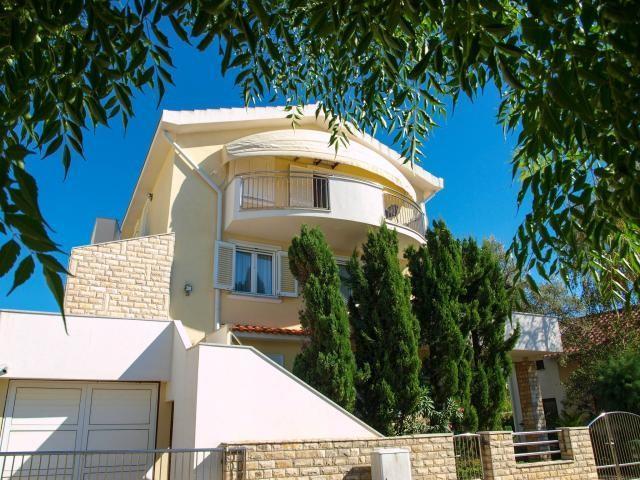 Apartmánový dom KRISTIANA