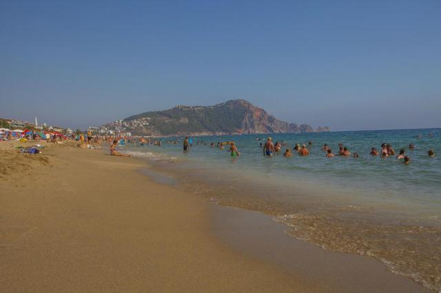 Kleopatra Beach