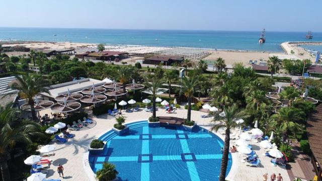 Crystal Flora Beach Resort