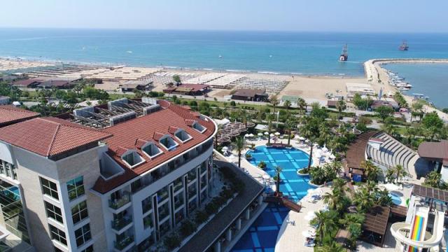 Crystal Flora Beach Resort
