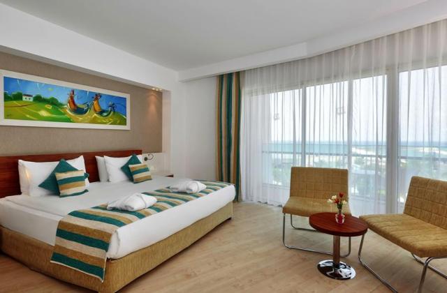Crystal Flora Beach Resort