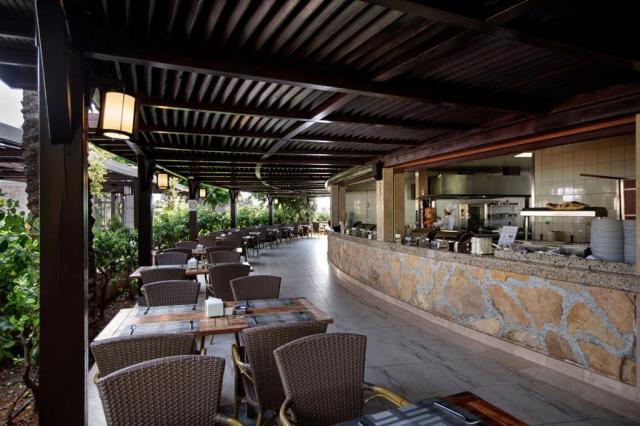 Crystal Family Resort & Spa