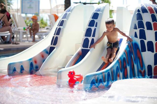 Crystal Family Resort & Spa