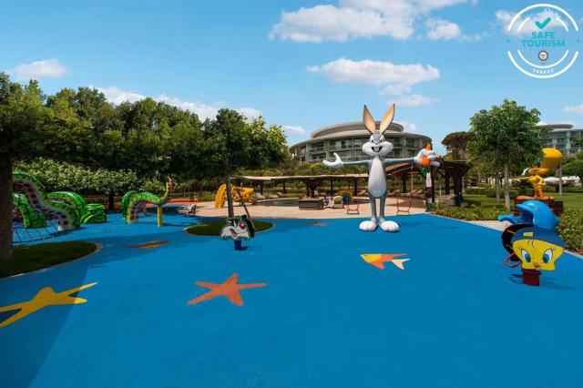 Calista Luxury Resort