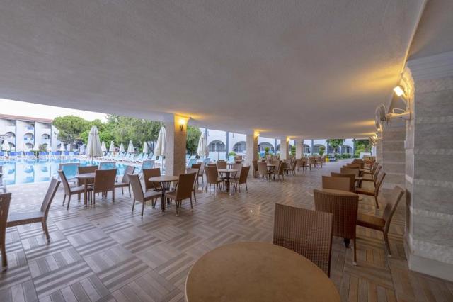 Armas Hotel Bella Sun