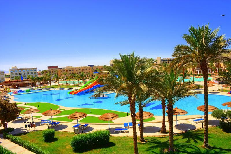 Royal Lagoon Aqua Resort & Spa