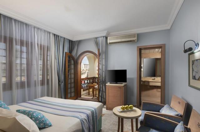 Royal Lagoon Aqua Resort & Spa
