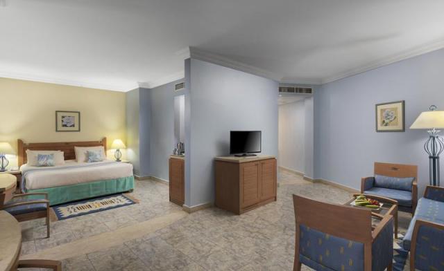 Royal Lagoon Aqua Resort & Spa