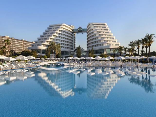 Miracle Resort
