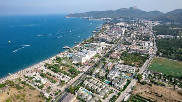 Armas Gül Beach