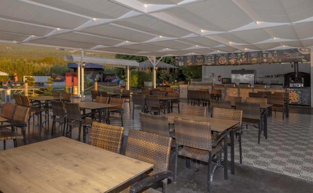 Armas Gül Beach