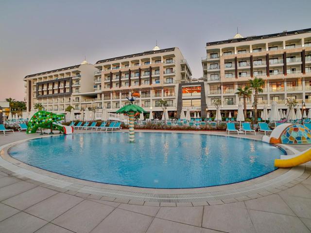 Diamond De Luxe Hotel & Spa