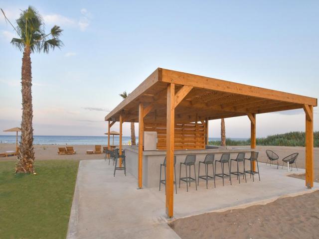 Evita Bay