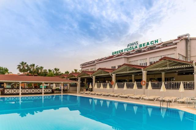 Armas Green Fugla Beach