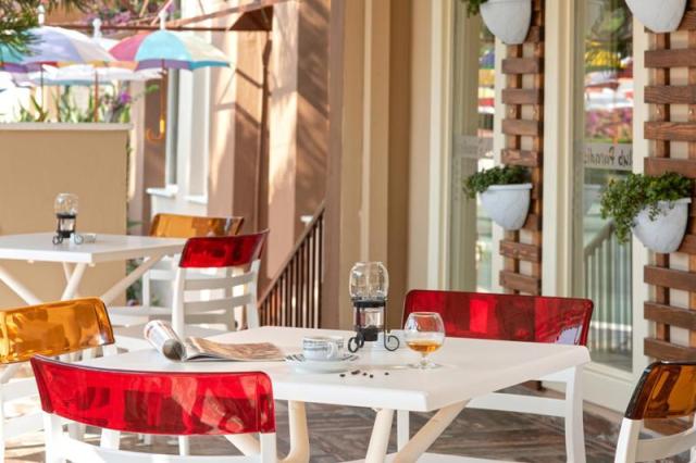 CLUB PARADISO HOTEL