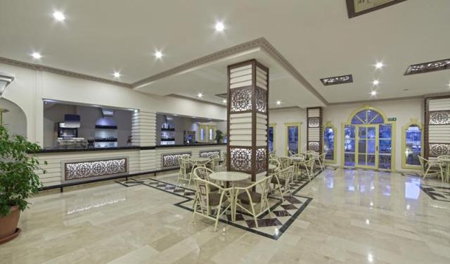 CLUB PARADISO HOTEL