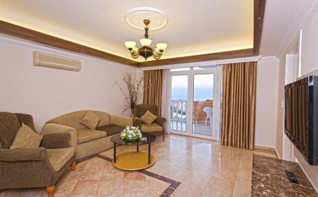 CLUB PARADISO HOTEL