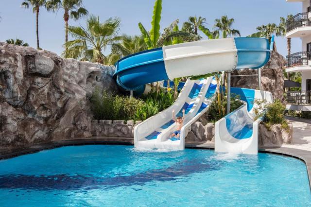 Blue Marlin Deluxe Spa & Resort