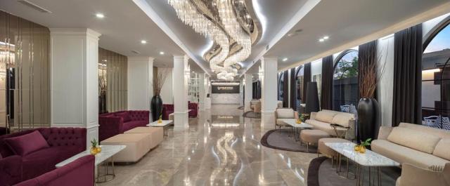 Blue Marlin Deluxe Spa & Resort