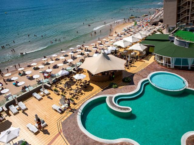 MPM Arsena Beach