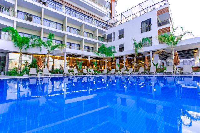 Alexia Resort