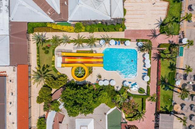 Emelda Sun Club