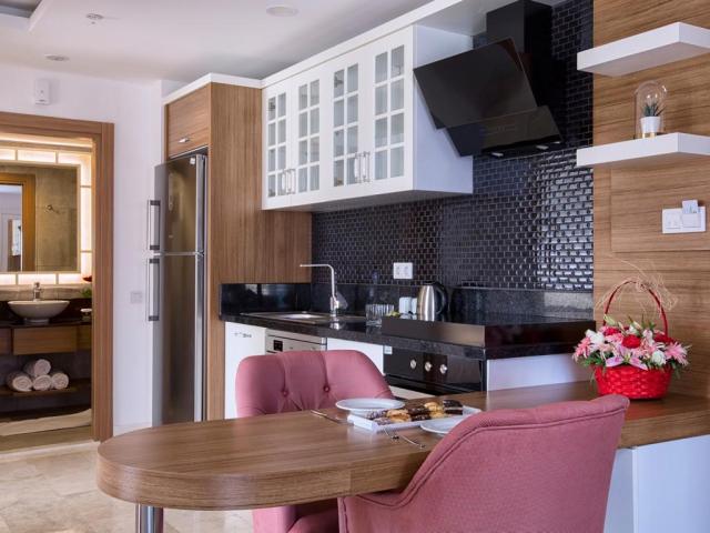Greenwood Suites