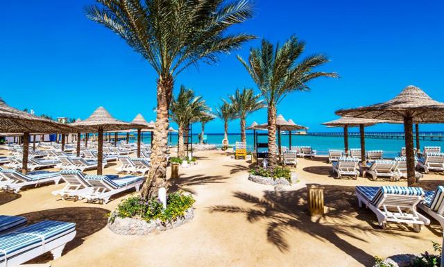 El Karma Aqua Beach Resort