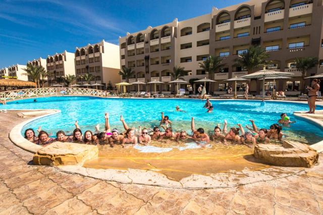 El Karma Aqua Beach Resort