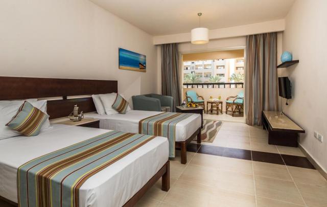 El Karma Aqua Beach Resort