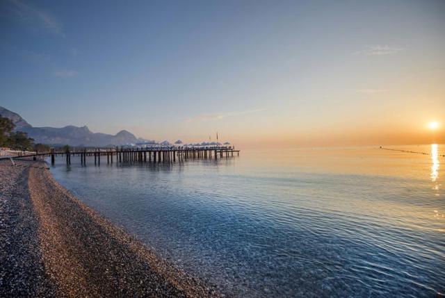 Akra Kemer