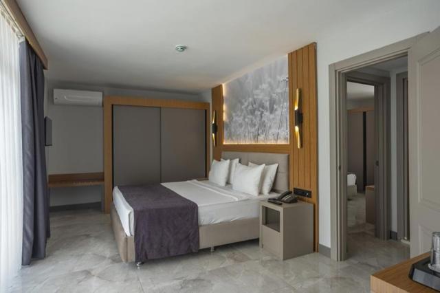 Simena Comfort Kemer