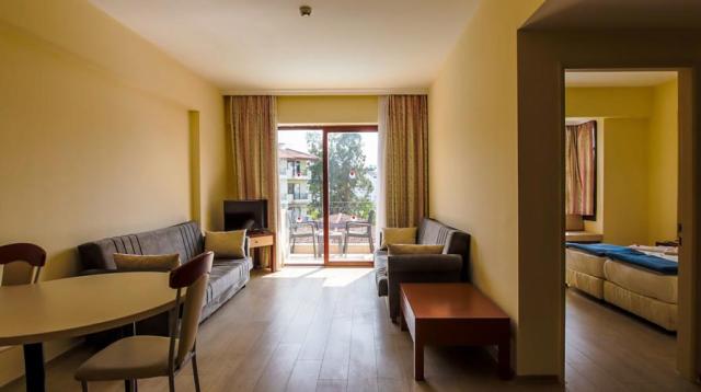 Lemas Suite
