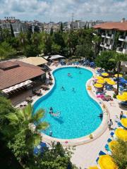 Lemas Suite