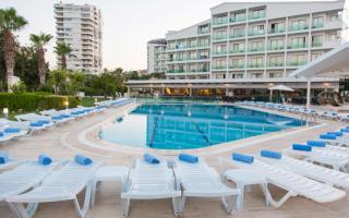 Club Hotel Falcon