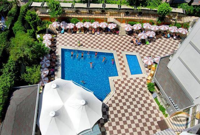 Grand Okan