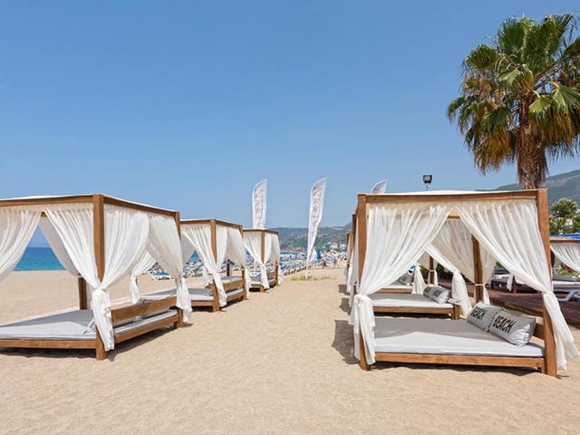 Alaaddin Beach